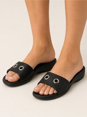 Oka-B Black Grommet Slide Sandals Comfort Massage Footbed Size M (7-8)